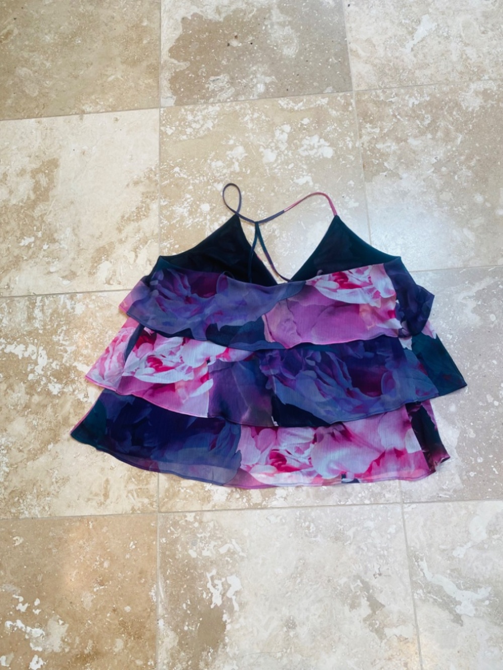 Express Ruffled Cami - Picture 2 of 4
